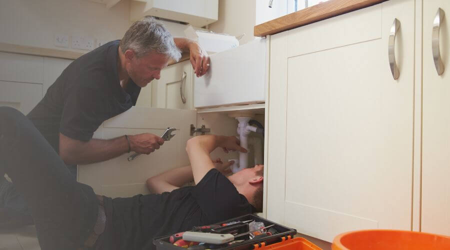 Professional burst pipe repair services in La Crosse, FL
